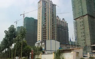 信阳·恒大名都施工现场